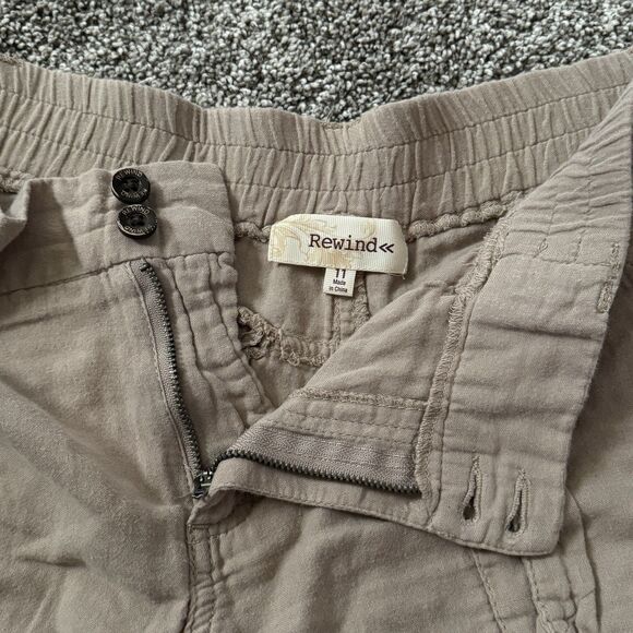 Rewind Elastic Waist Cuffed Hem Cotton Mid Rise Shorts Juniors Size 11 - Picture 2 of 12